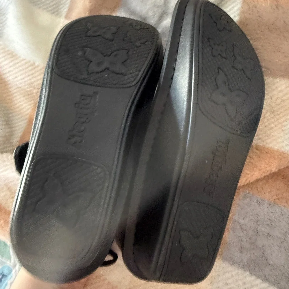 Alegria Paloma‎ Black Leather Embossed Mary Jane Shoes Women Comfort 36 US 6